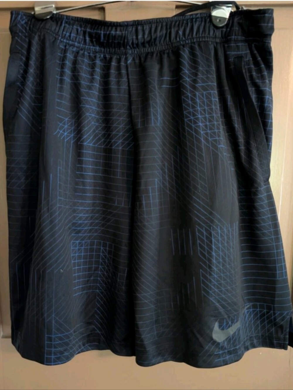 Set Of 2 Men’s Basketball Shorts - Nike Black & Blue Dri-Fit Under Armour Black - Picture 2 of 10